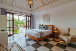 Book Villa Kailysa Indah - contact us now!