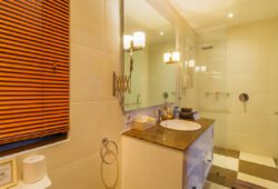 Book Villa Kailysa Indah - contact us now!