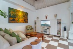 Book Villa Kailysa Indah - contact us now!