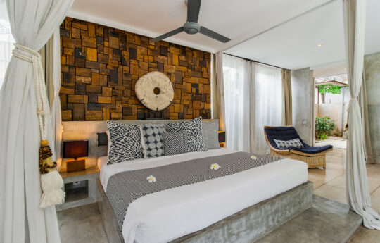 villa ipanema luxury bedroom with ceiling fan