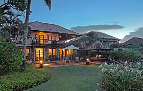 luxury golf villa Tabanan villas – villa Nirwana Villa nirwana Tabanan villas