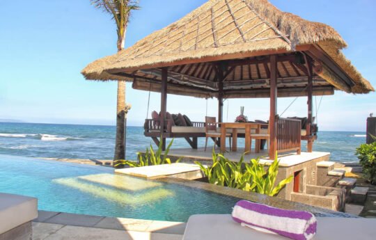 Bali Sanur Villas – Puri Saanti, gazebo by the ocean Puri Saanti Bali Sanur Villas