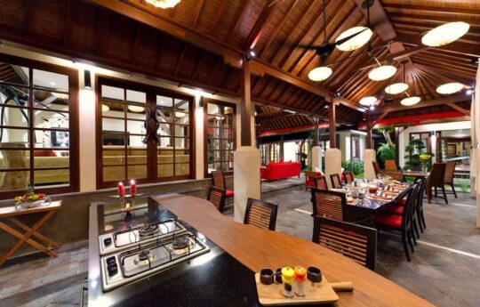 Kitchen and dining area of villa