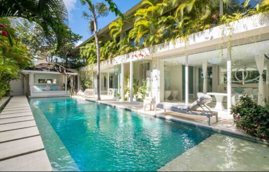 Two storey Villa Puro Blanco with swimming pool and villa exteriors