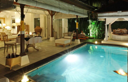 Villa shamballa moon Villa shamballa moon swimming pool and exterior photo at night with lights on