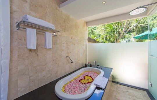 Ubud villas – Villa The Lokha, bathroom with tub Ubud Bali Villas Villa The Lokha