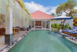 Book Villa Bhagwan - contact Bali Villa Escapes! Villa Bhagwan Seminyak holiday rental in bali