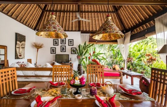 Canggu villas – Villa Tibu Indah, dining table Villa Tibu Indah Canggu Villas