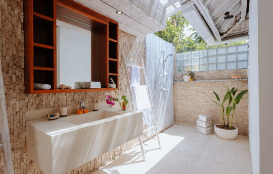 Villa Umah Veluvana Canggu bali holiday rental