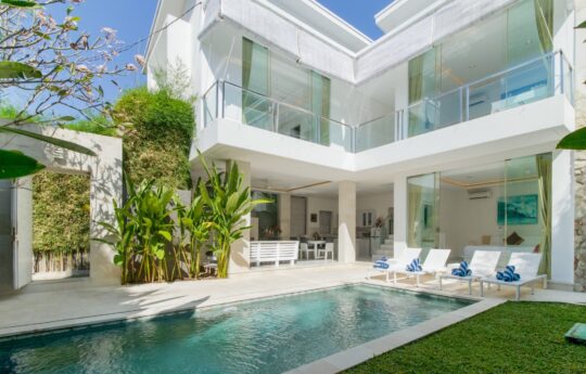 Villa Victoriya View of two storey Villa Victoriya with swimming pool in Seminyak